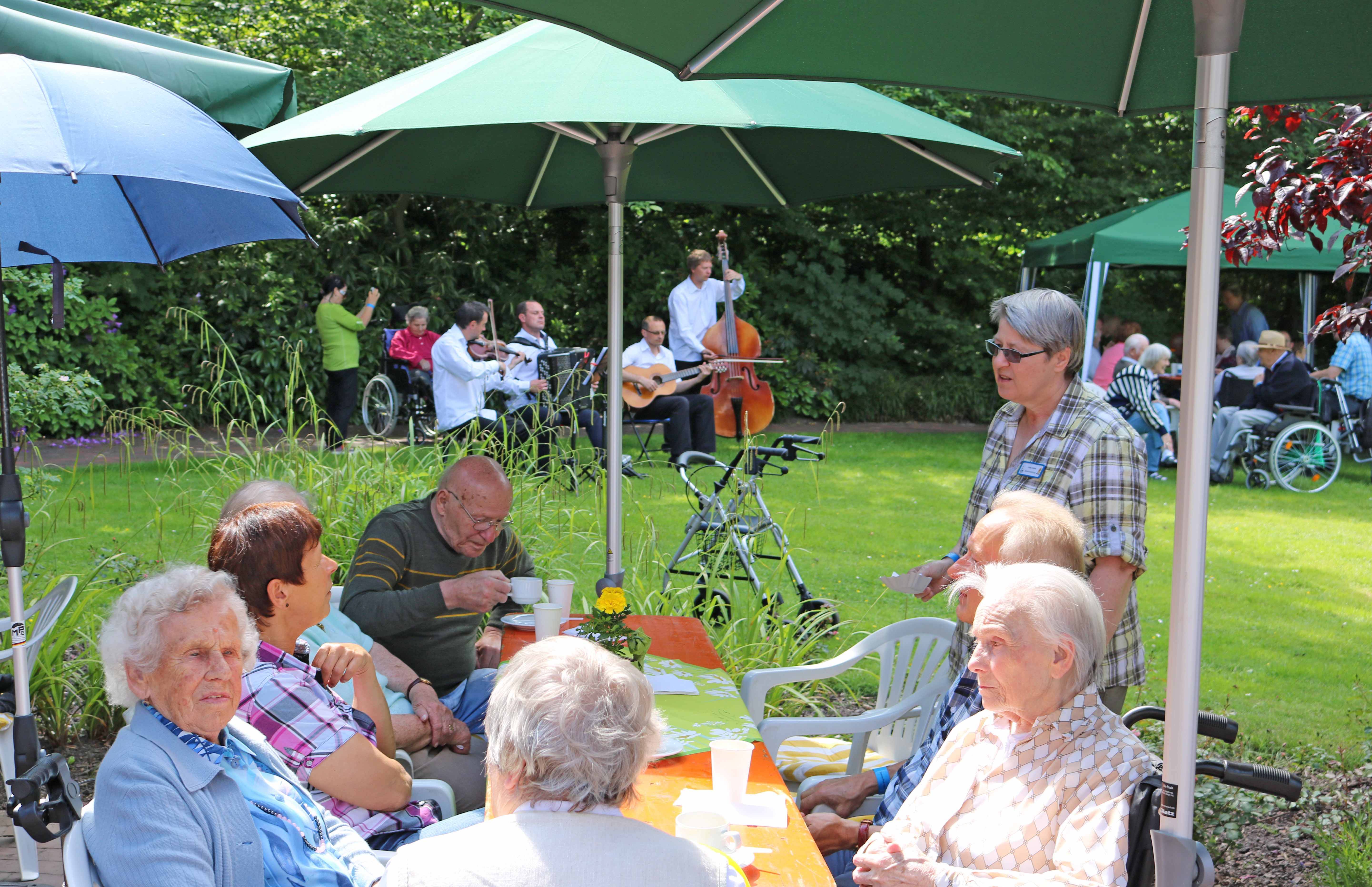 Sommerfest 120 Jahre F F Besucher 1504