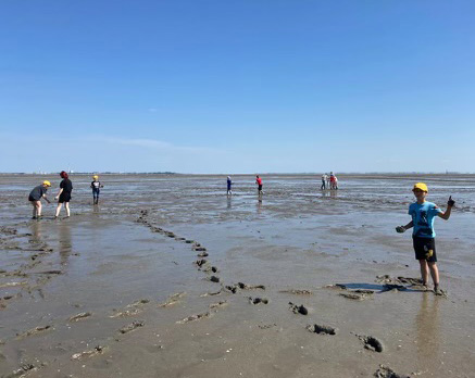 Der Ausflug ans Wattenmeer war für die Kinder und Jugendlichen eine ganz neue Erfahrung. Foto: Taffe Kids